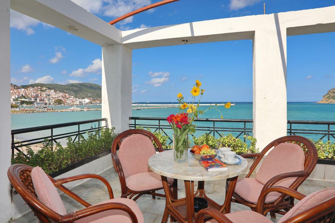 Mamma Mia Hotel Bandar Skopelos Luaran gambar